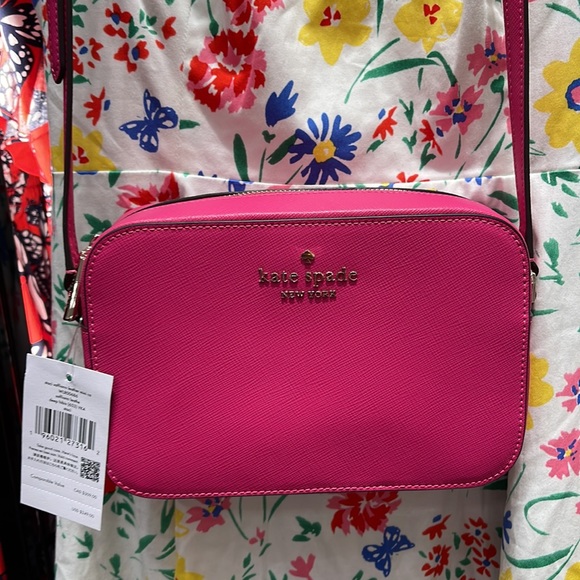 Kate Spade Staci Women’s Crossbody Mini Camera Bag 
Color: Deep Hibiscus 
NWT - Picture 8 of 16